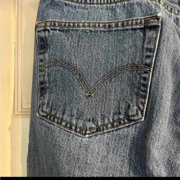 Classic Levi’s 501 Button Fly Jeans Size 34 X 32 - Really great conditon! - Picture 5 of 7